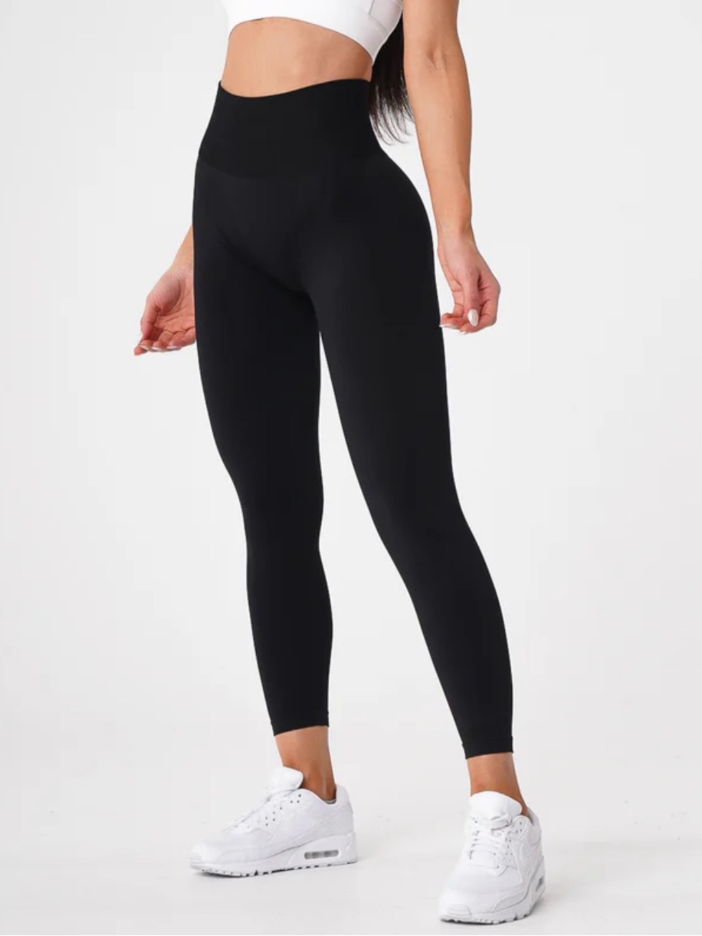 NVGTN Black Solid Seamless Leggings